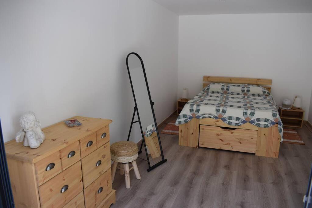 Appartement Neuf Et Independant Dans Rez-De-Villa 瓦洛里 外观 照片
