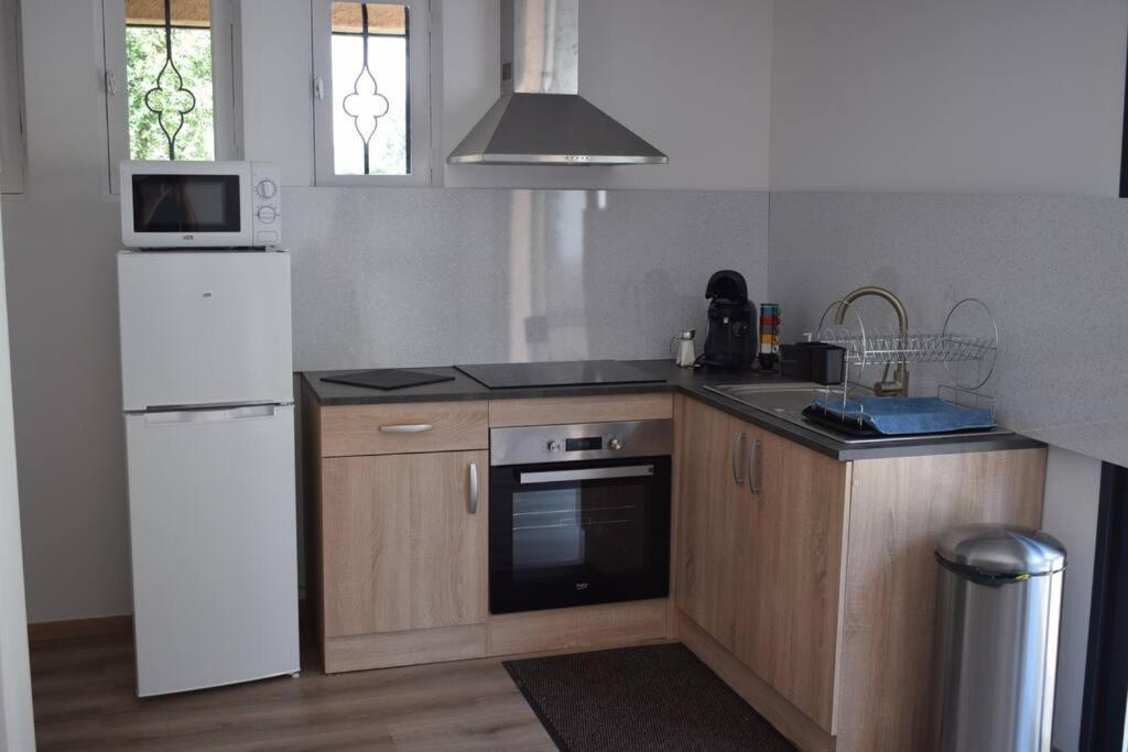 Appartement Neuf Et Independant Dans Rez-De-Villa 瓦洛里 外观 照片